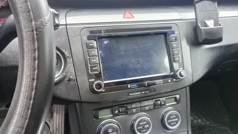 VW Passat Variant , снимка 4 - Автомобили и джипове - 52634694