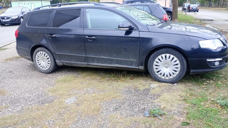 VW Passat Variant , снимка 7 - Автомобили и джипове - 52634694