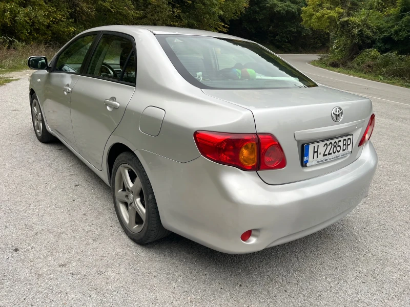Toyota Corolla 1.6 Dual VVTI газ/бензин, снимка 3 - Автомобили и джипове - 52073126