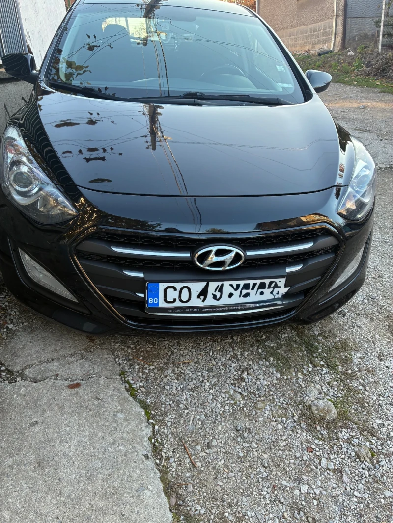 Hyundai I30 1.6 CRDI, снимка 8 - Автомобили и джипове - 52256746
