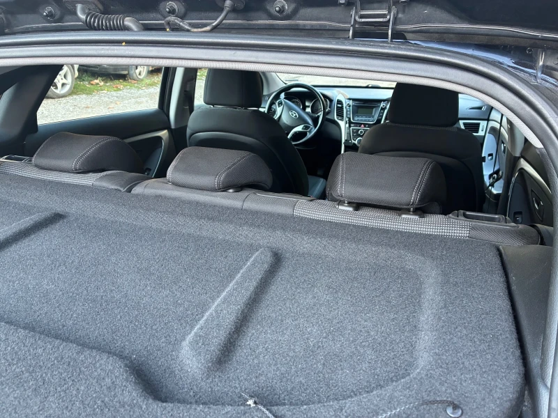 Hyundai I30 1.6 CRDI, снимка 7 - Автомобили и джипове - 52256746
