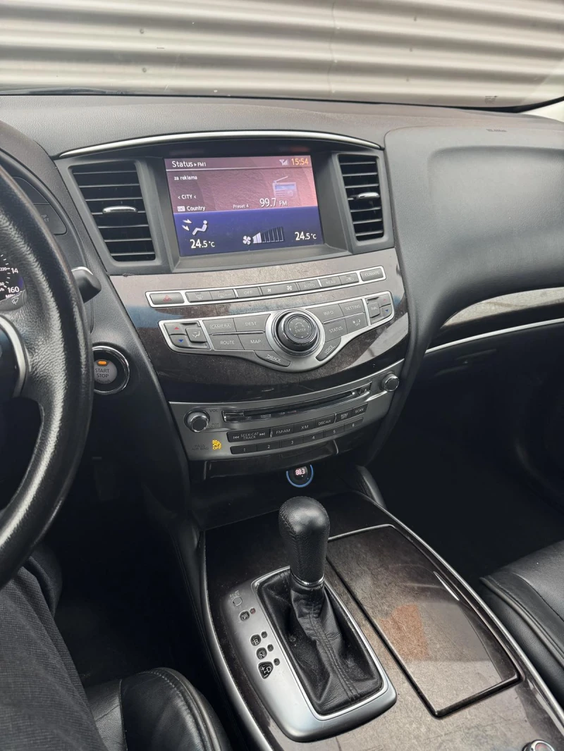 Infiniti J  JX35, снимка 10 - Автомобили и джипове - 52308169