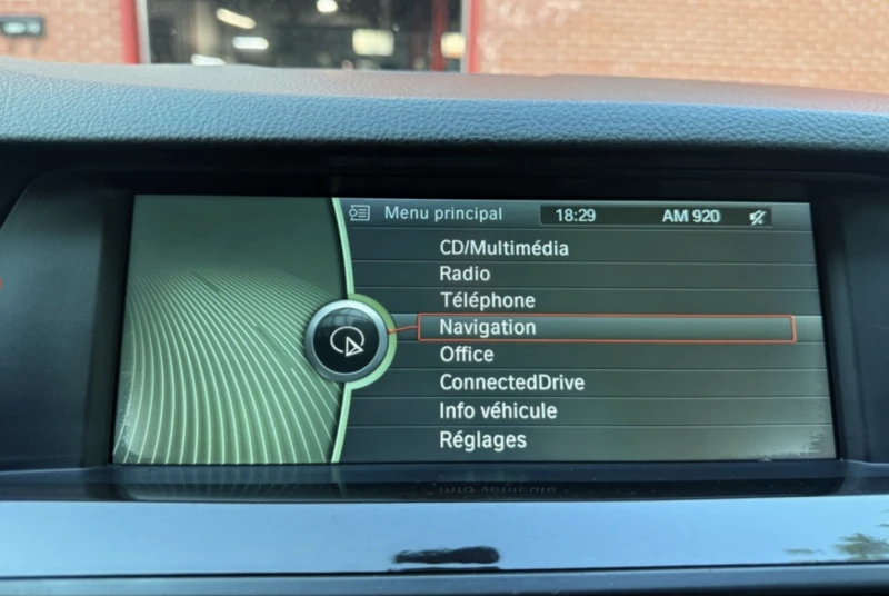 BMW 535 xDrive* Автокредит* , снимка 11 - Автомобили и джипове - 52749551