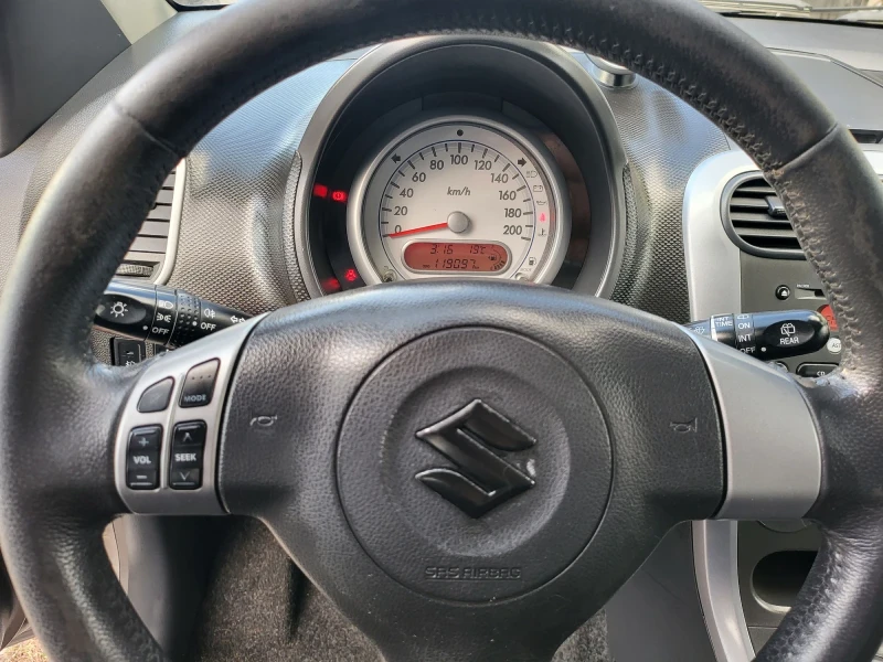 Suzuki Splash 1.2 I 4-ри цилиндъра , снимка 13 - Автомобили и джипове - 52544647