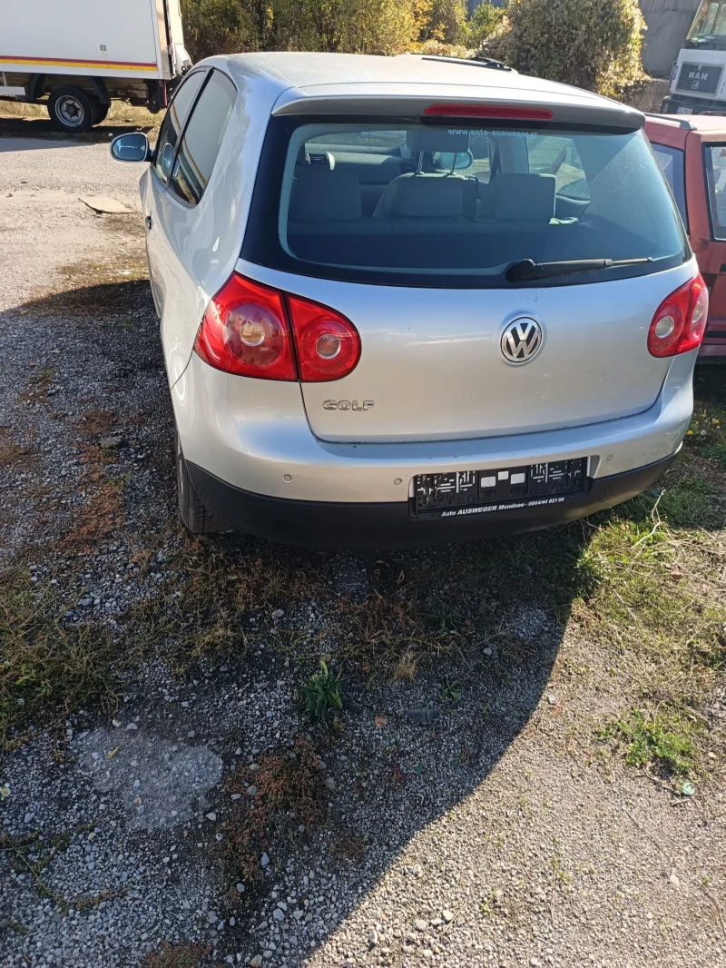 VW Golf 5, снимка 2 - Автомобили и джипове - 52554075