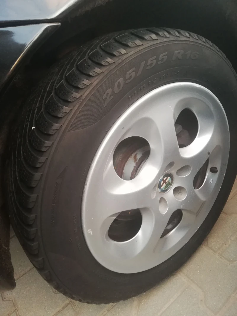 Alfa Romeo 147 1.6 ГАЗ /БЕНЗИН УНИКАТ А/С, снимка 4 - Автомобили и джипове - 52939005