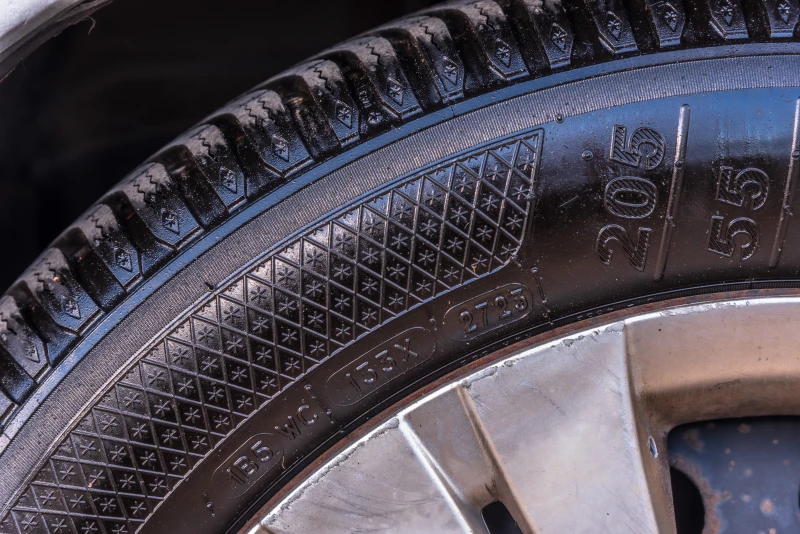 Toyota Avensis 2.0, снимка 9 - Автомобили и джипове - 52966360