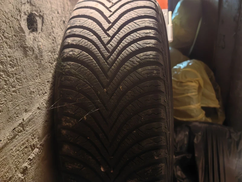 VW Caddy, снимка 14 - Автомобили и джипове - 53133333