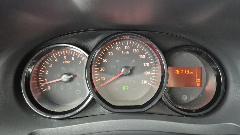 Dacia Dokker 1.6i ФЕЙСЛИФТ* 76000КМ* ЕВРО6В, снимка 14 - Автомобили и джипове - 53134511