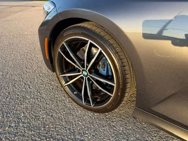 BMW 330 M-PACK xDrive  CARFAX, снимка 17 - Автомобили и джипове - 54451745