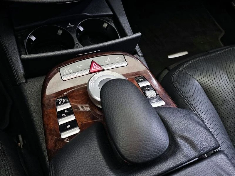 Mercedes-Benz S 500 LONG* AMG LINE, снимка 17 - Автомобили и джипове - 54718727