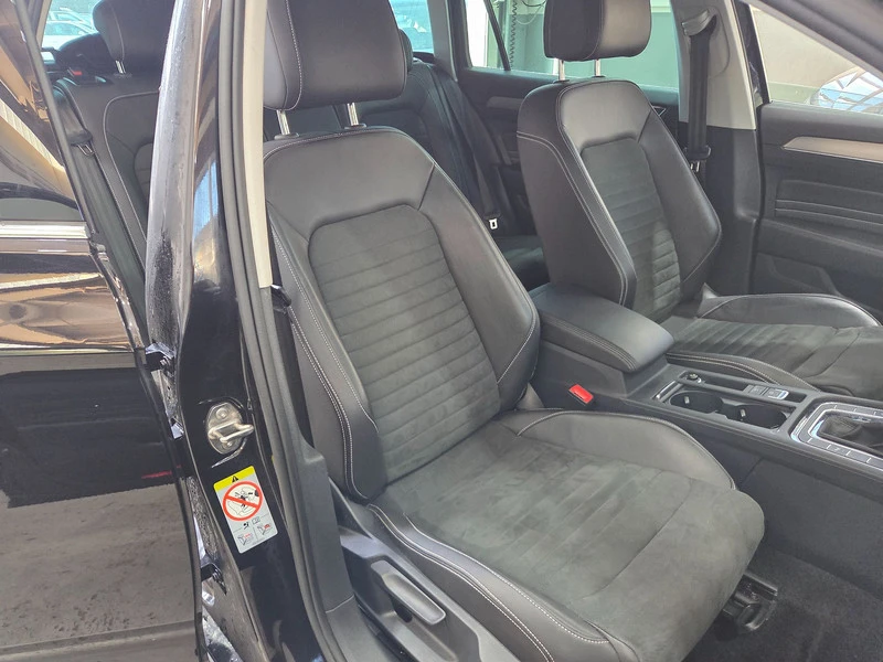 VW Passat 2.0 TDI SCR DSG Elegance, снимка 10 - Автомобили и джипове - 54854334