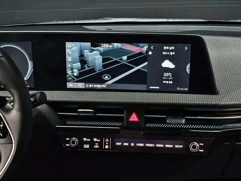 Kia EV6, снимка 13 - Автомобили и джипове - 56690436