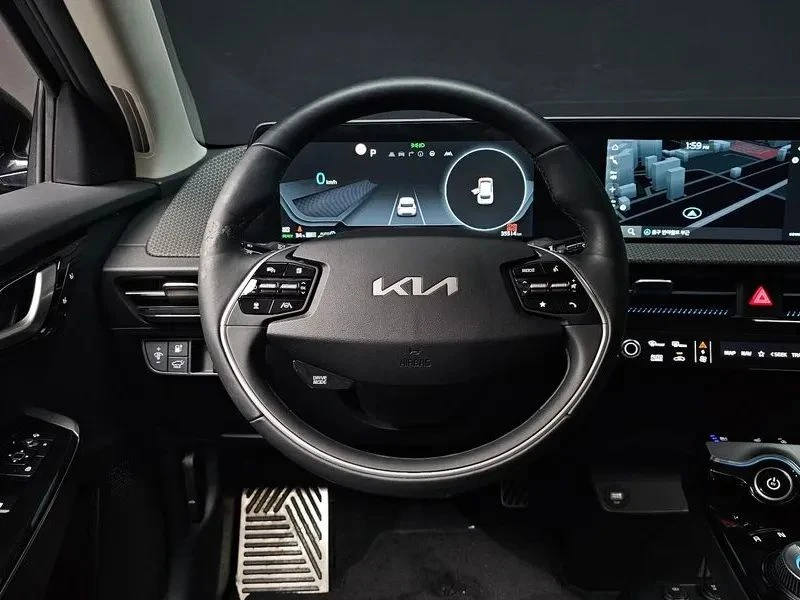 Kia EV6, снимка 12 - Автомобили и джипове - 56690436