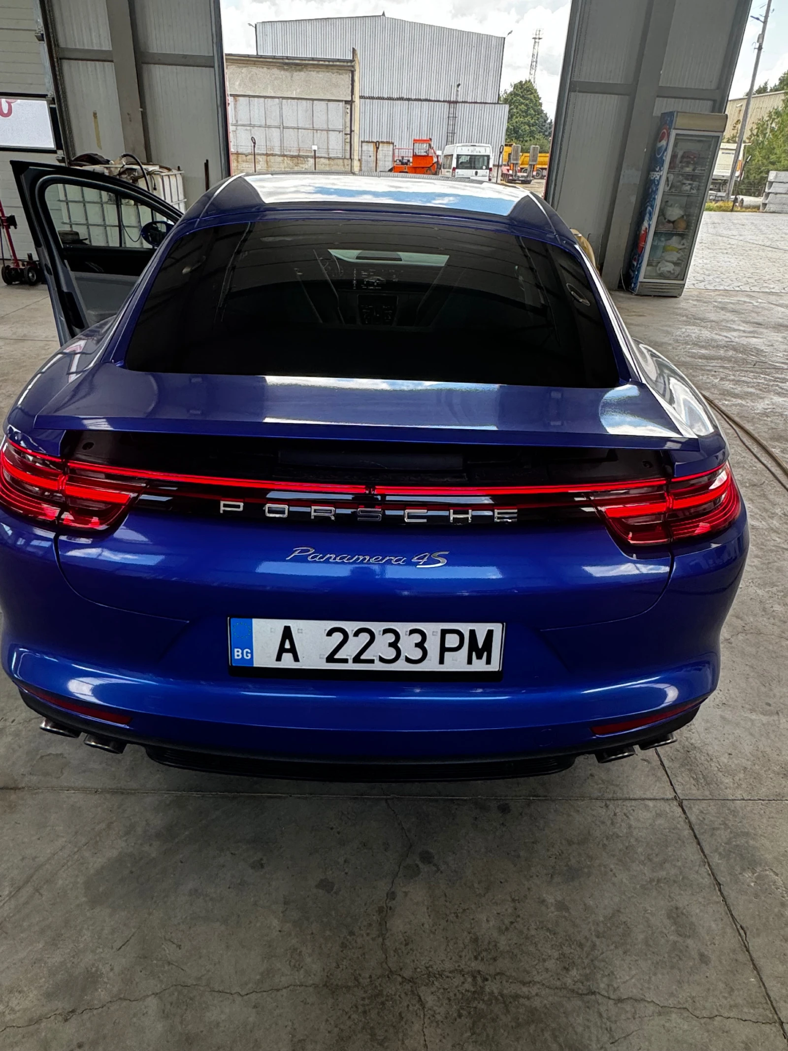 Porsche Panamera 4S D 540к.c - изображение 9