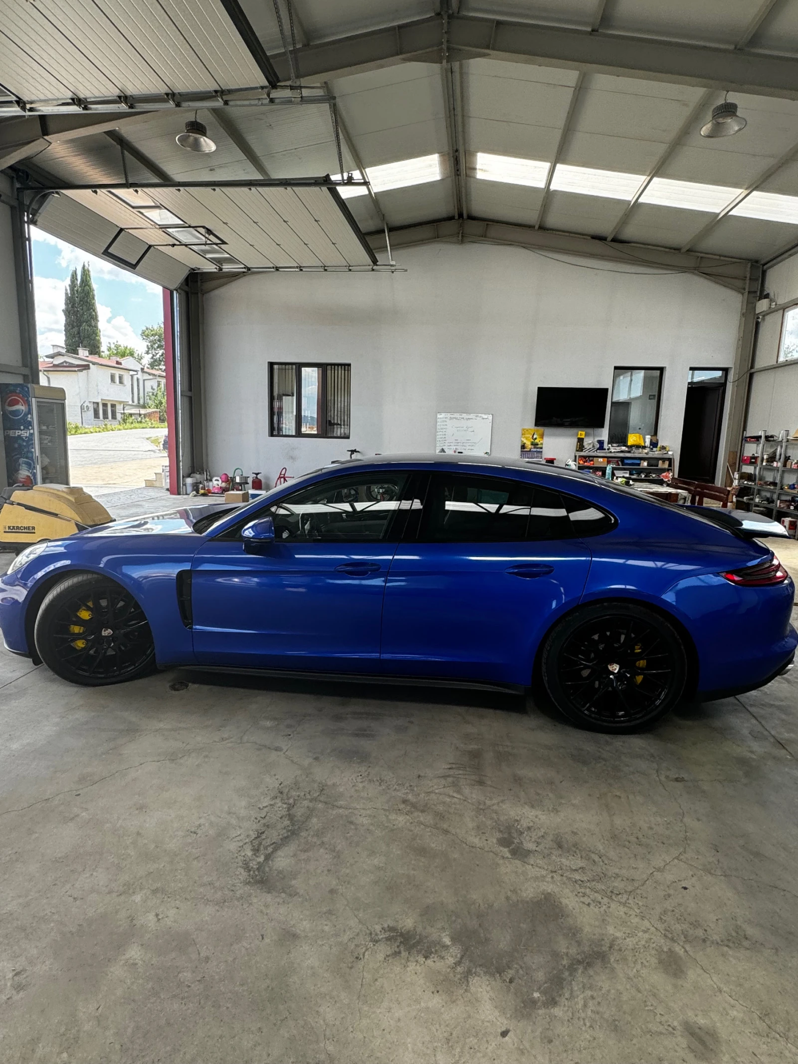 Porsche Panamera 4S D 540к.c - изображение 7