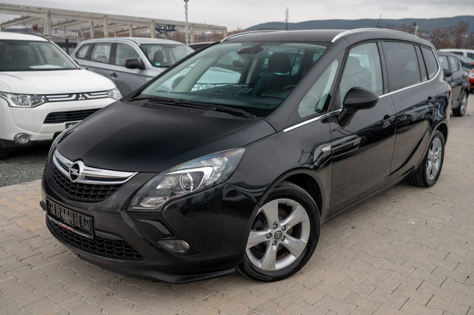 Opel Zafira 1.6* 136кс* 2014* LED*  - изображение 2