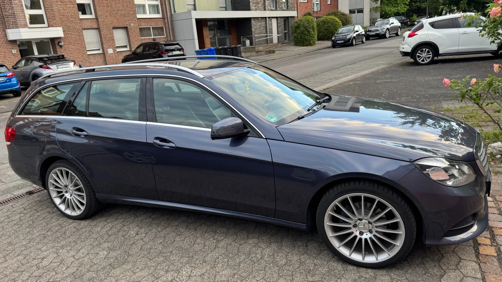 Mercedes-Benz E 200  - изображение 4