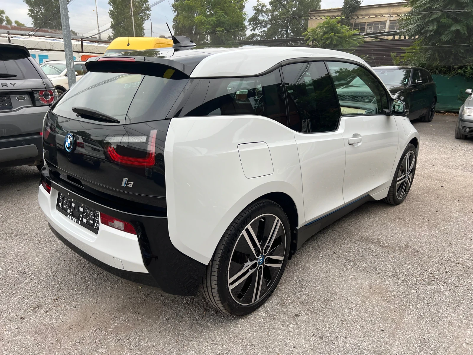 BMW i3 Rex Камера Бензинов агрегат 50656 Км!!!!!! - изображение 5