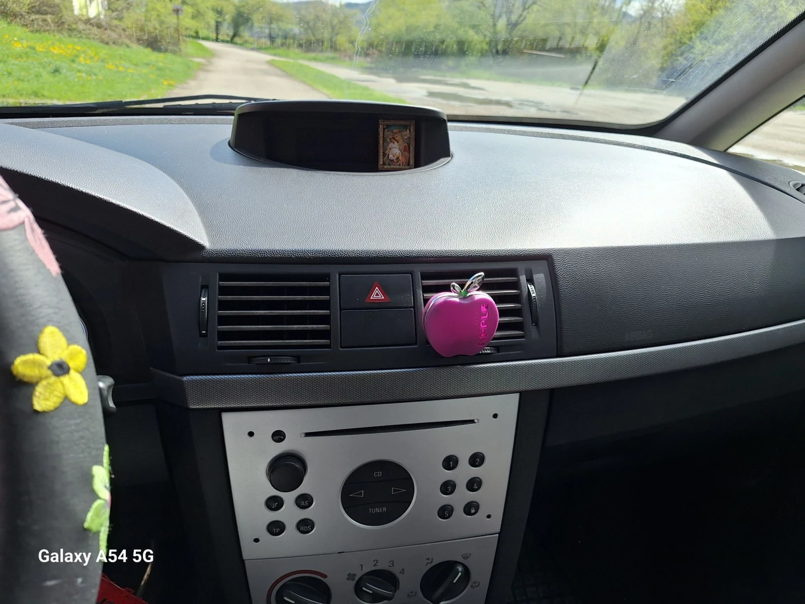 Opel Meriva 1, 7 CDTI  - изображение 9