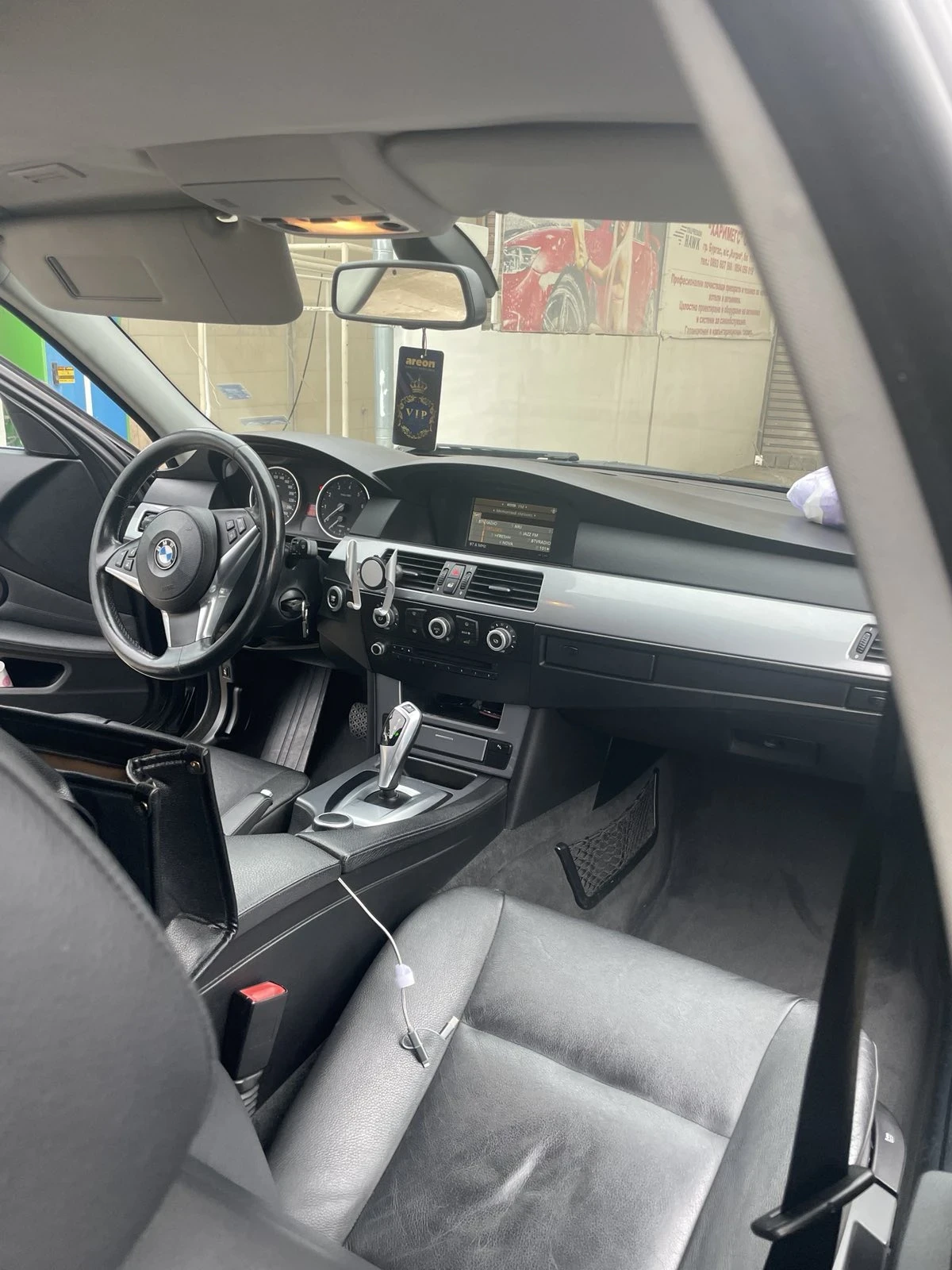 BMW 525 525 i - изображение 4