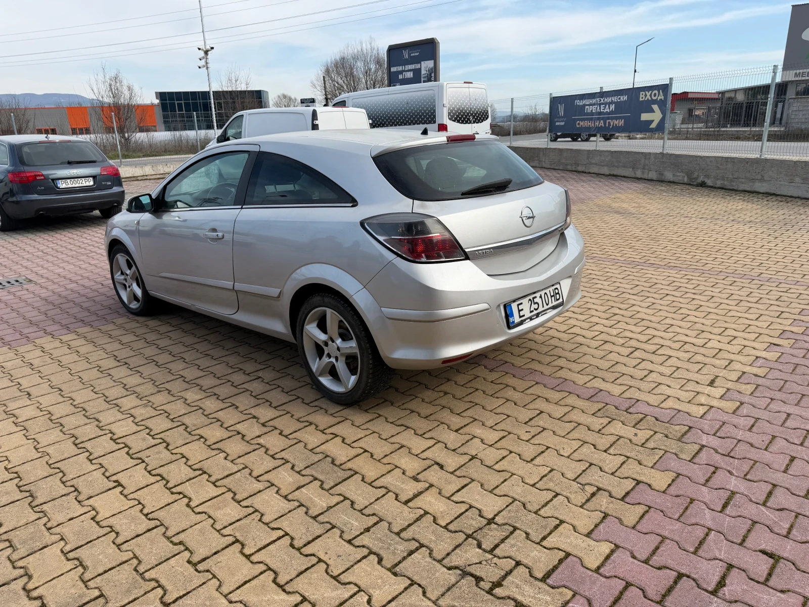 Opel Astra, снимка 3 - Автомобили и джипове - 53851758