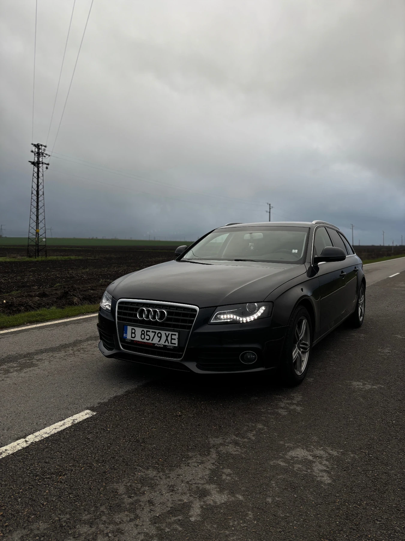 Audi A4, снимка 2 - Автомобили и джипове - 54034084