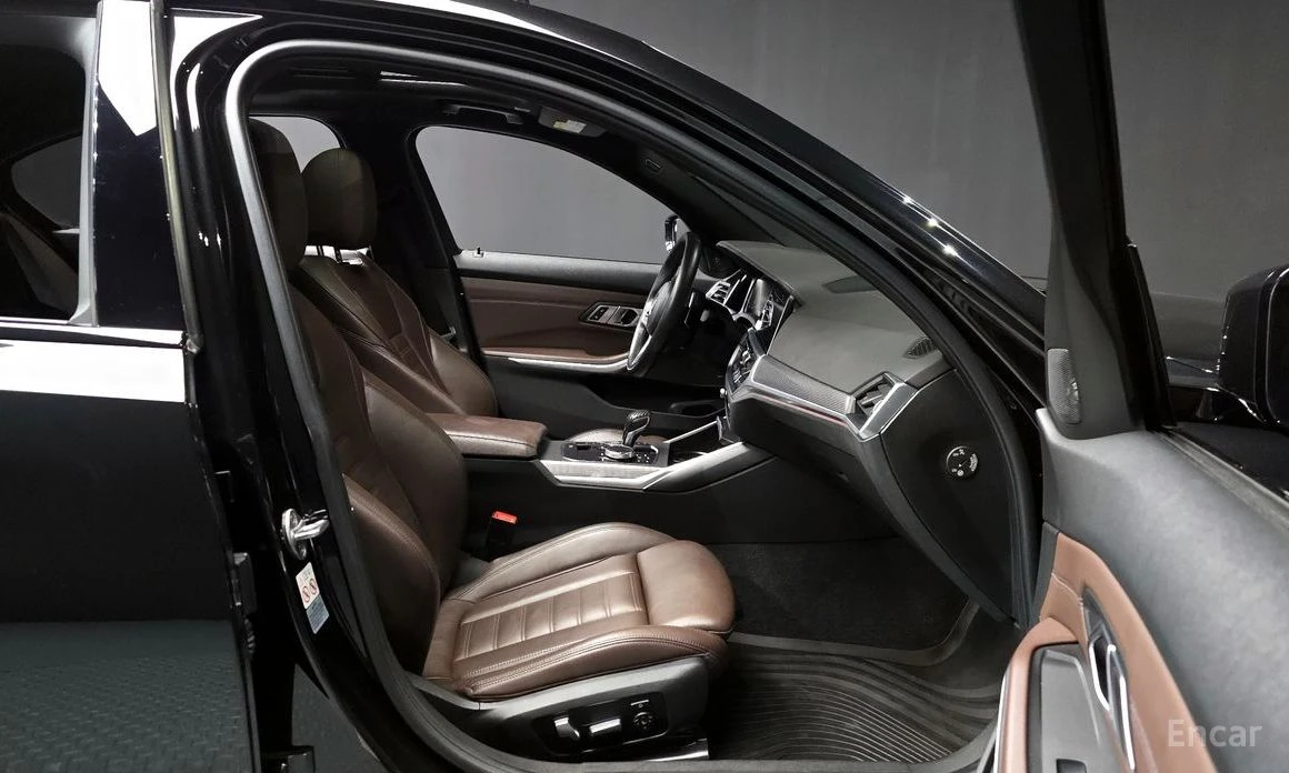 BMW 330 M* SPORT* XDRIVE* HARMAN* KARDON* КАМЕРА* 360* , снимка 9 - Автомобили и джипове - 54101384