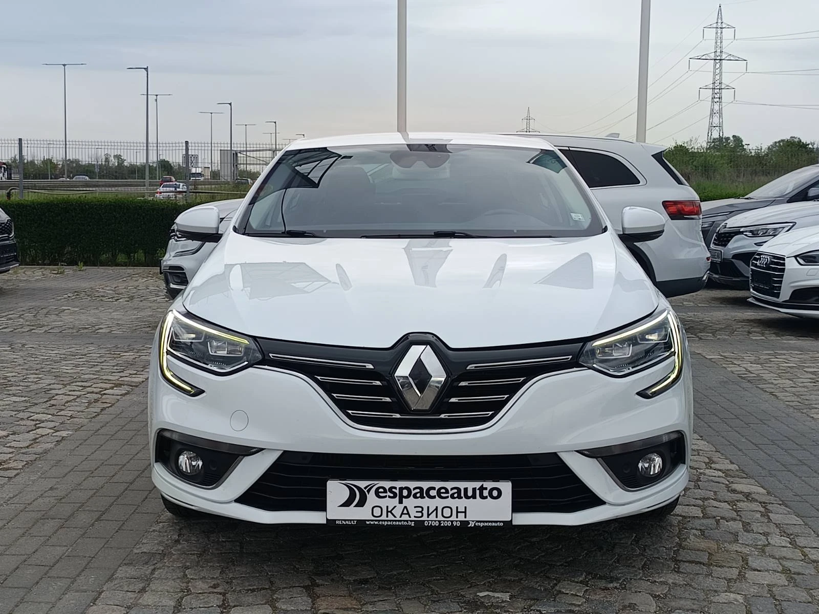 Renault Megane 1.3Tce/ 140к.с., снимка 2 - Автомобили и джипове - 54456929