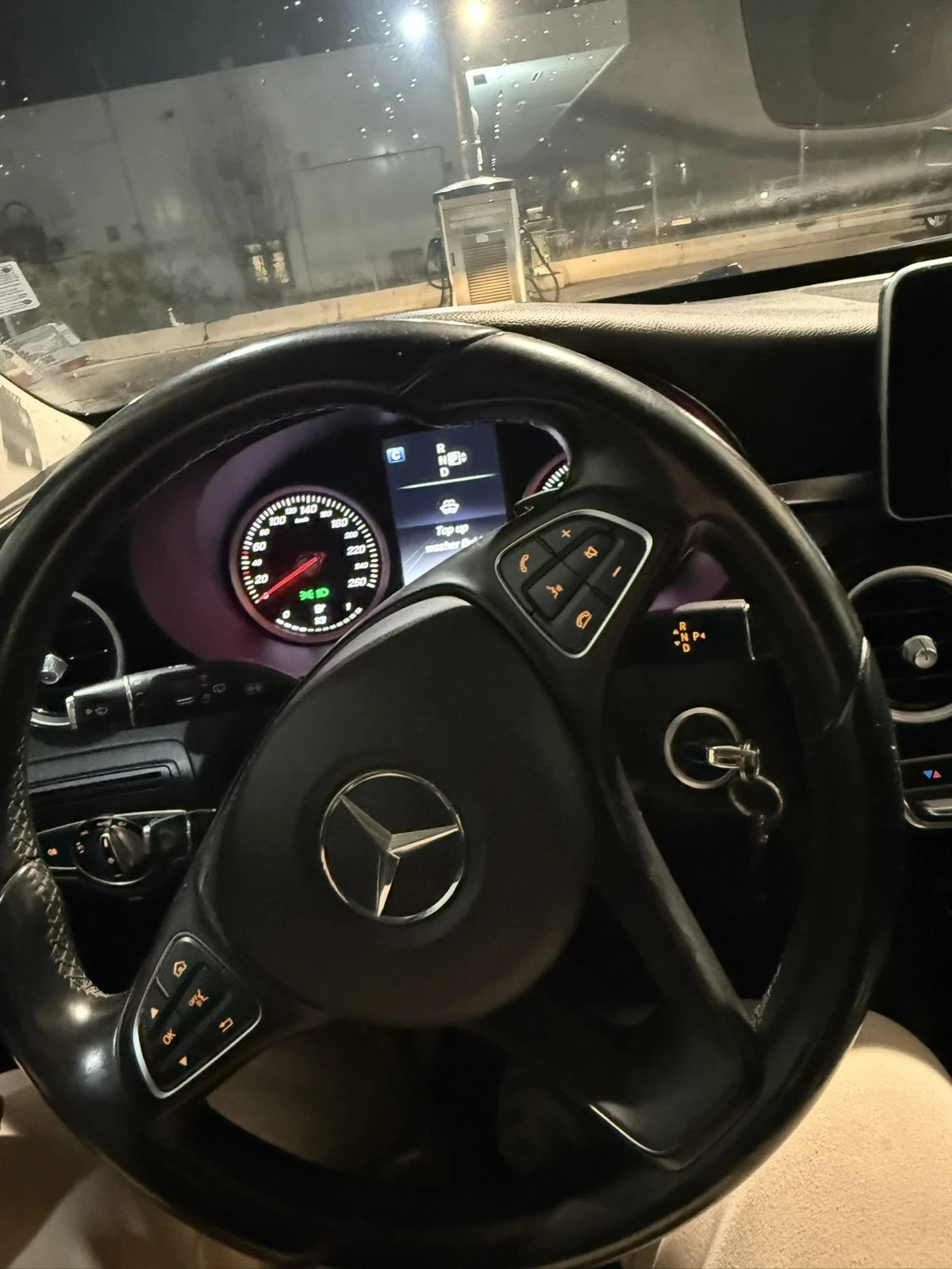 Mercedes-Benz C 200, снимка 4 - Автомобили и джипове - 54596089