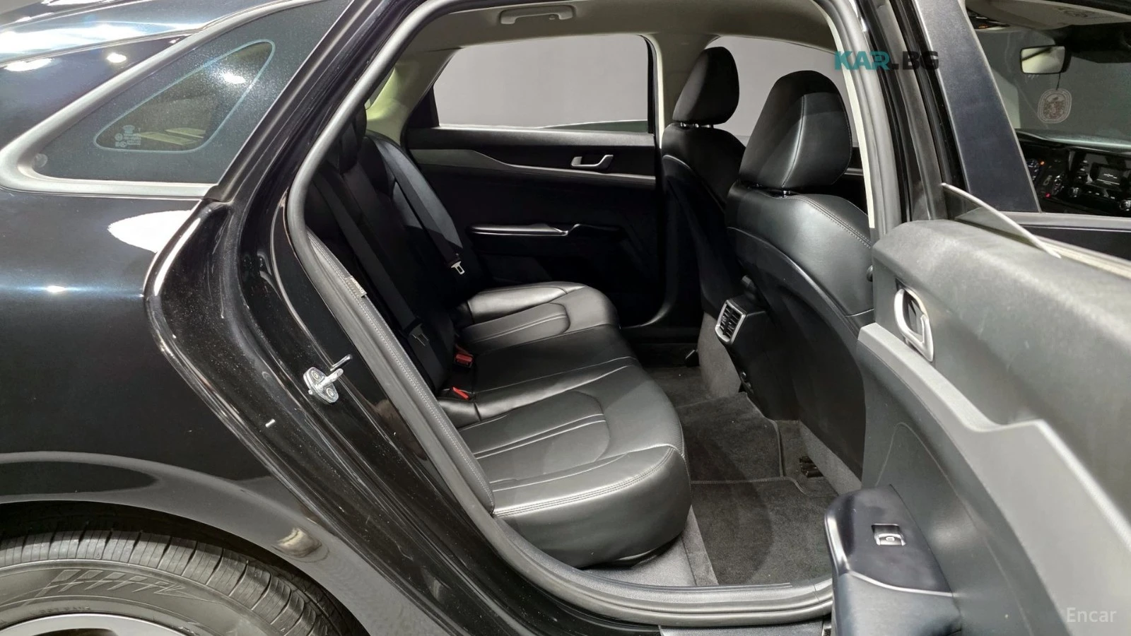 Kia K5, снимка 12 - Автомобили и джипове - 54680067