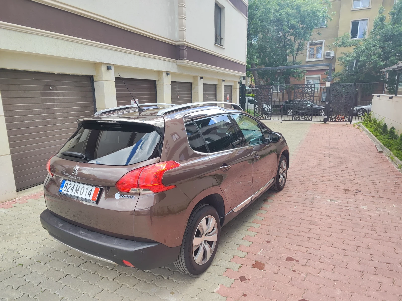 Peugeot 2008 1.2, снимка 4 - Автомобили и джипове - 54767704