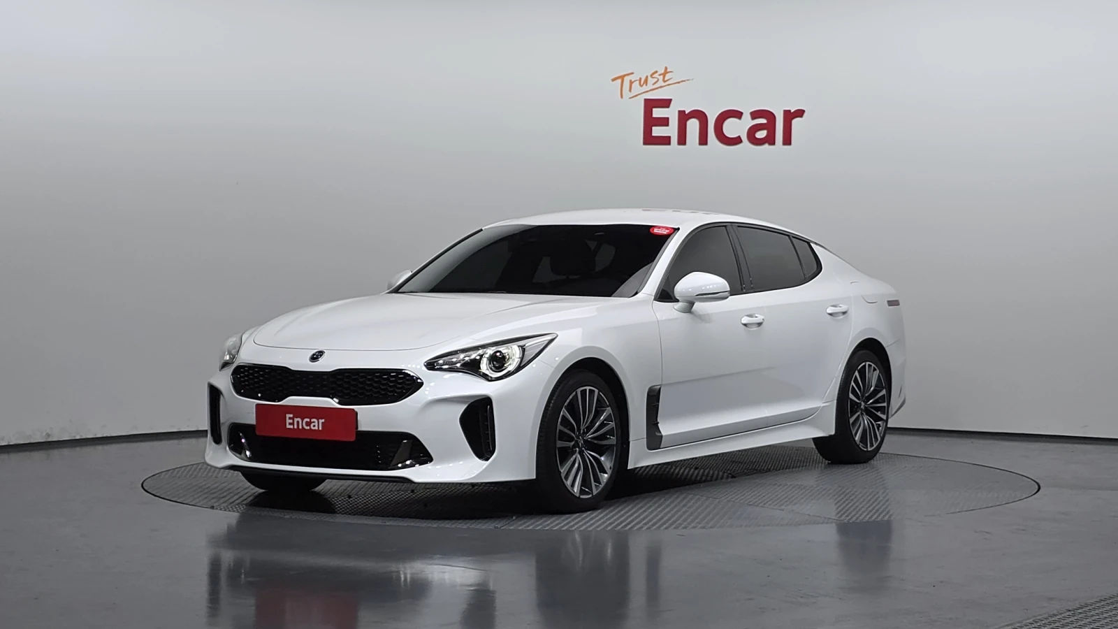 Kia Stinger 2.0* BLIND SPOT* ПОДГРЕВ ВОЛАН* КРАЙНА ЦЕНА
