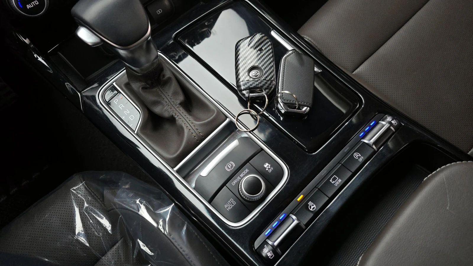 Kia Stinger 2.0* BLIND SPOT* ПОДГРЕВ ВОЛАН* КРАЙНА ЦЕНА, снимка 9 - Автомобили и джипове - 55243888