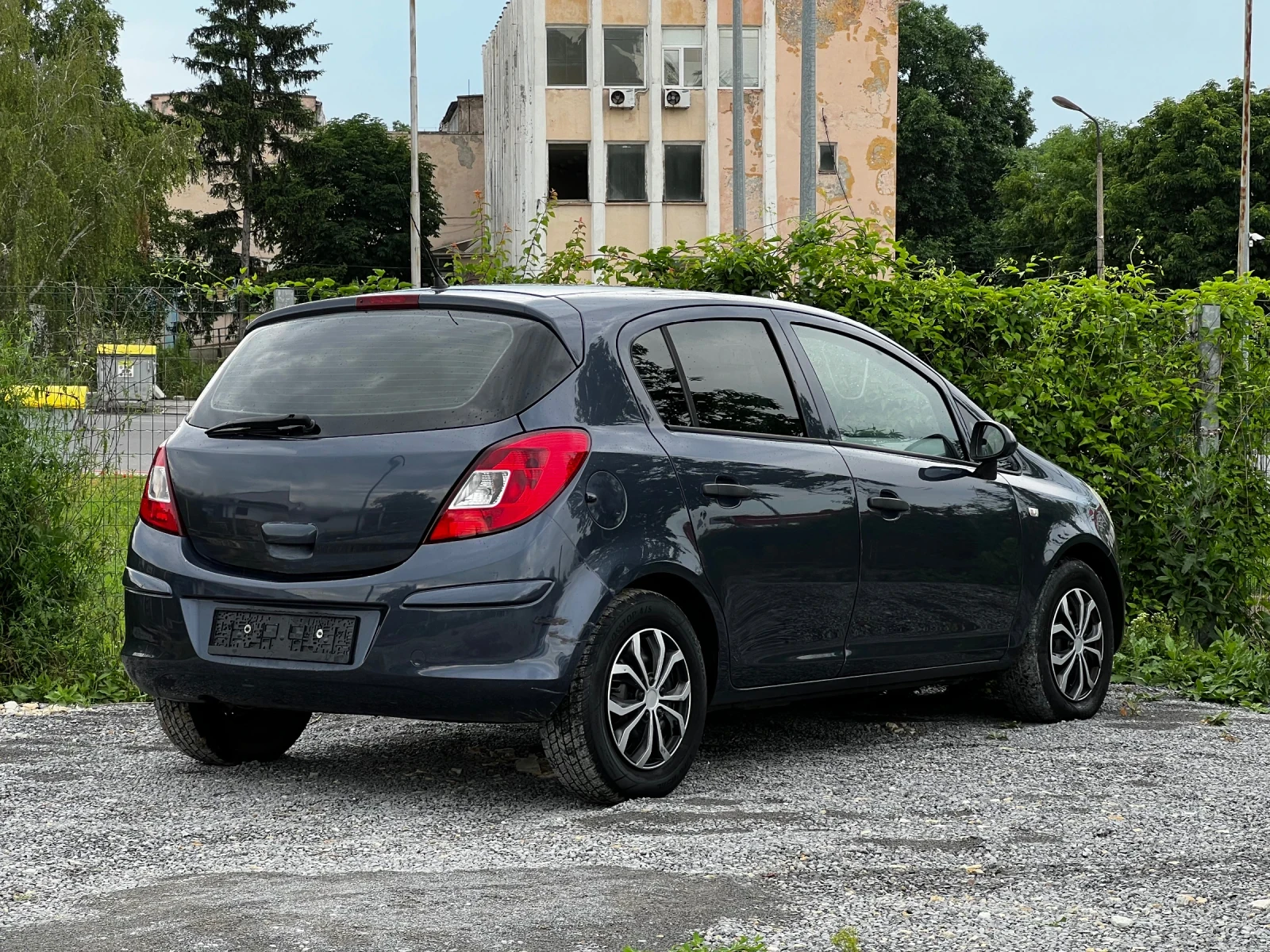 Opel Corsa 1.2 Климатик , снимка 4 - Автомобили и джипове - 55467605