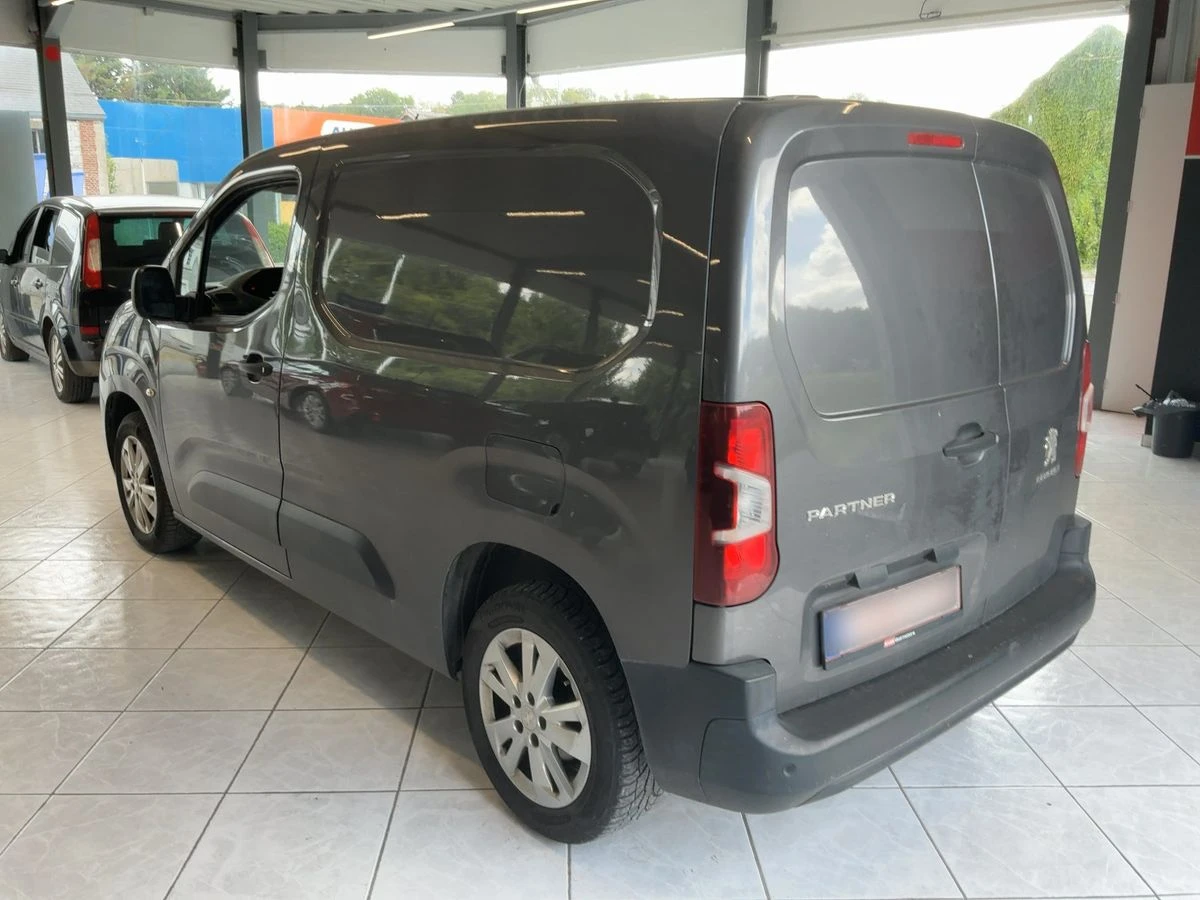 Peugeot Partner 1.5 Blue-HDi, снимка 6 - Автомобили и джипове - 55777026