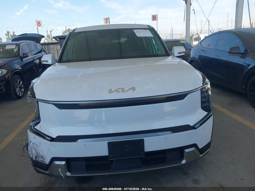 Kia EV9 Light Long Range, снимка 12 - Автомобили и джипове - 55812735