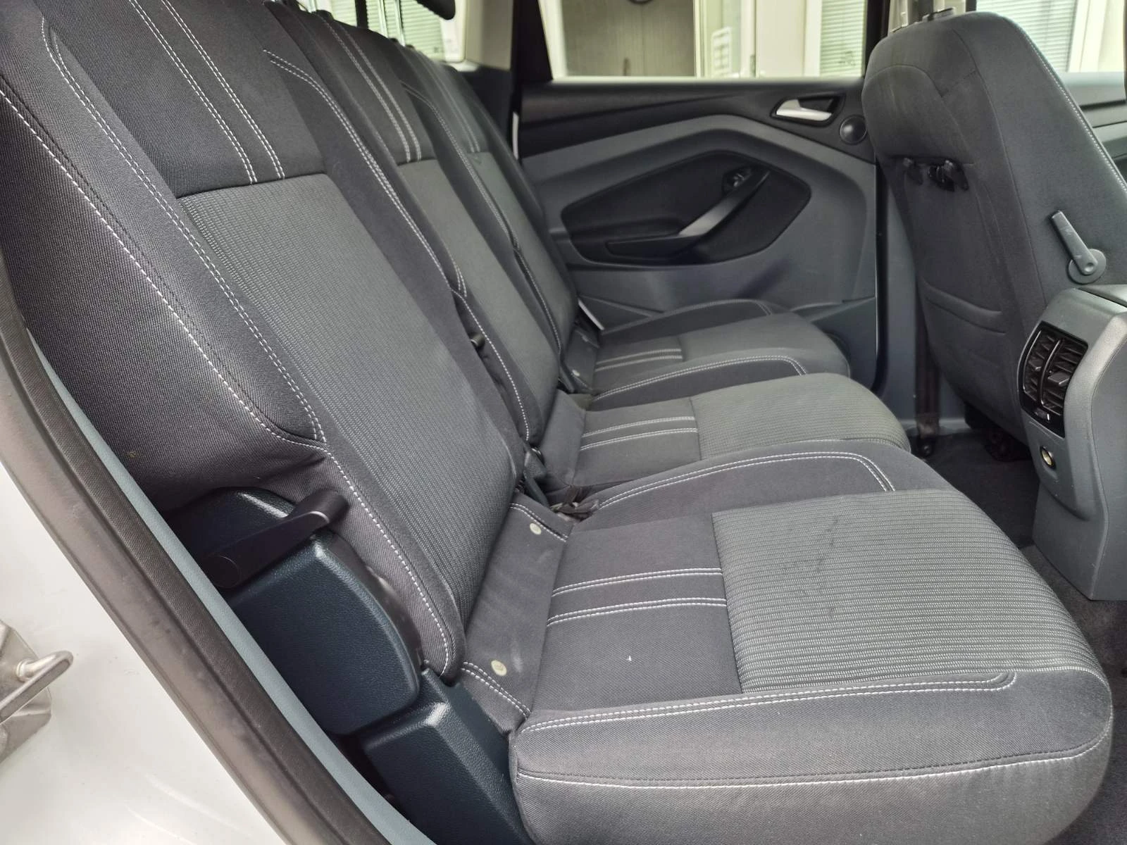 Ford C-max 1.6D, снимка 13 - Автомобили и джипове - 56051050