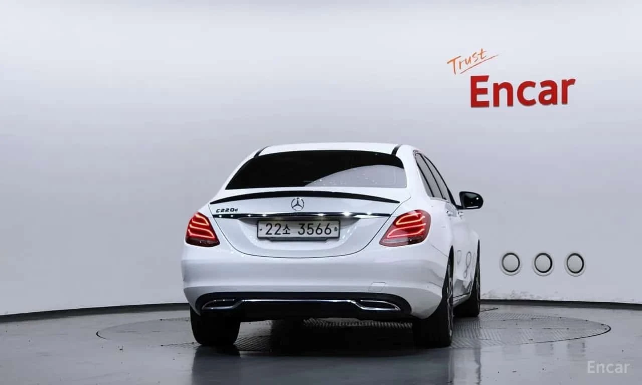 Mercedes-Benz C 220 d * Avantgarde * Head Up * , снимка 4 - Автомобили и джипове - 56198686