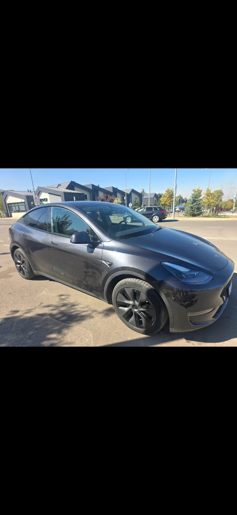 Tesla Model Y Long Range Dual Motor AWD 19500 Км., снимка 3 - Автомобили и джипове - 56375489