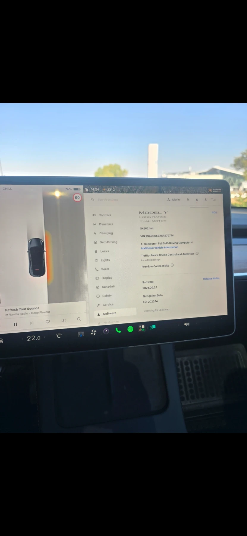 Tesla Model Y Long Range Dual Motor AWD 19500 Км., снимка 14 - Автомобили и джипове - 56375489