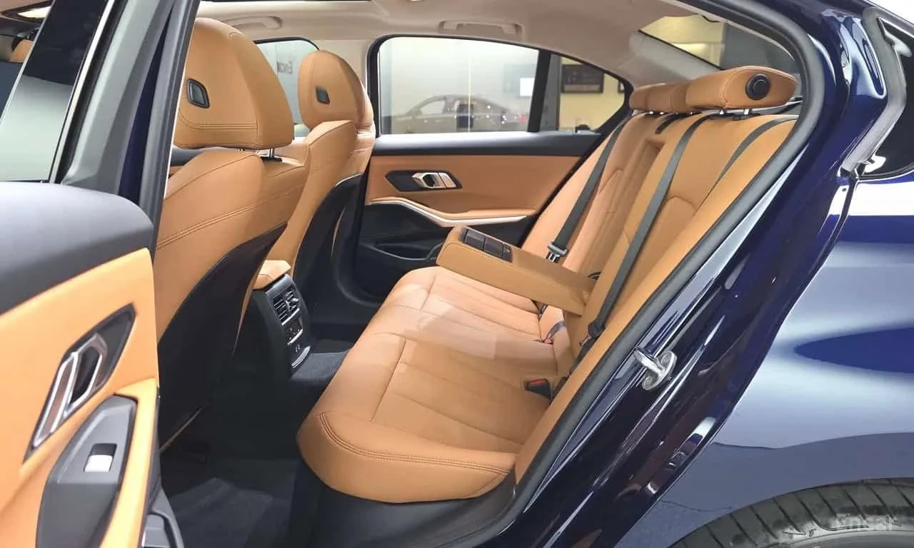 BMW 320 i* HUD* PANO* ���� �� ��������*  | Mobile.bg � ����������� 12