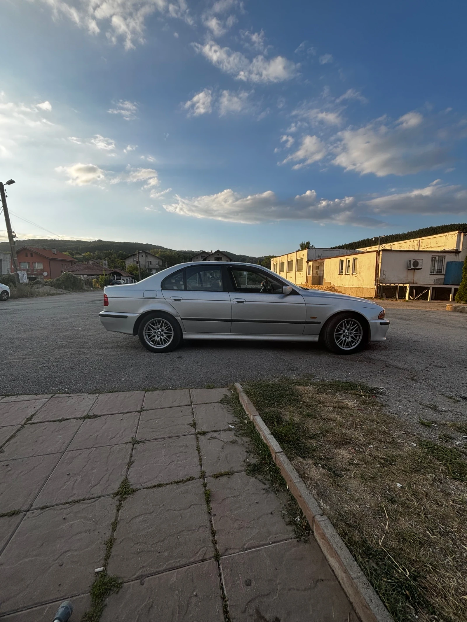 BMW 525, снимка 6 - Автомобили и джипове - 56623587