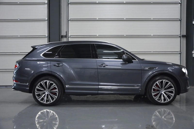 Bentley Bentayga First Edition/Mulliner/V8/НАЛИЧЕН, снимка 6 - Автомобили и джипове - 46558989