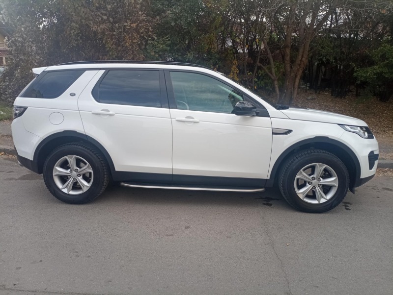 Land Rover Discovery Discovery Sport