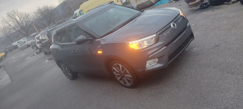 SsangYong Tivoli 1, 6, снимка 1 - Автомобили и джипове - 48461769