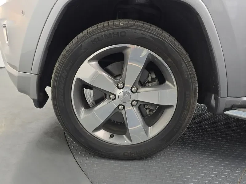 Jeep Grand cherokee 3.0 Diesel Overland Wk2, снимка 5 - Автомобили и джипове - 55644185