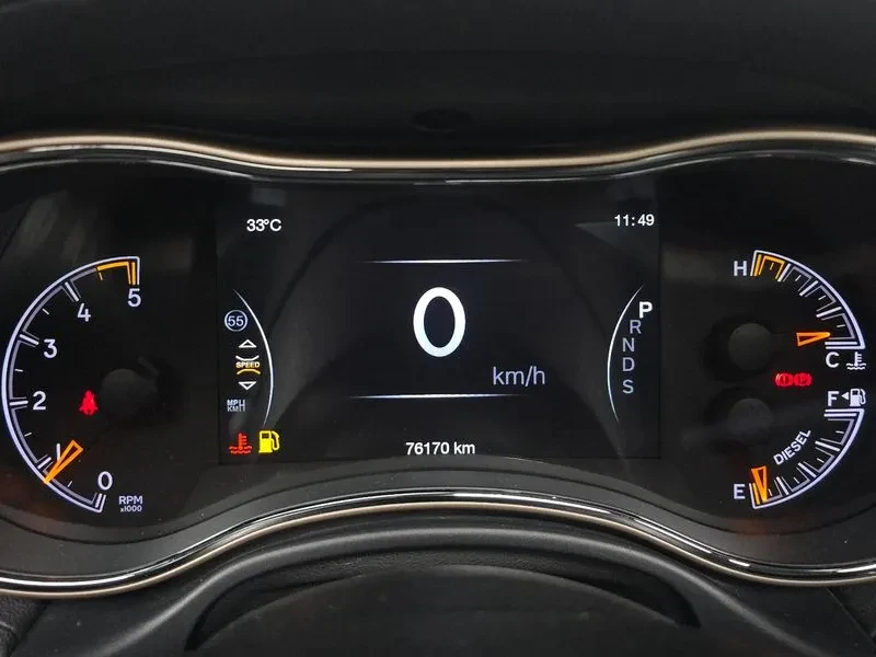 Jeep Grand cherokee 3.0 Diesel Overland Wk2, снимка 8 - Автомобили и джипове - 55644185
