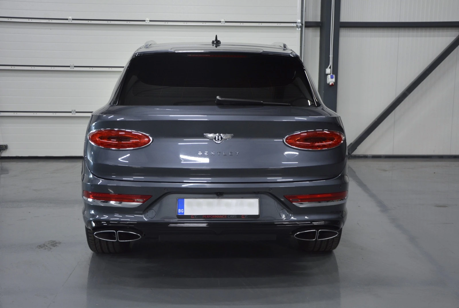 Bentley Bentayga First Edition/Mulliner/V8/НАЛИЧЕН - изображение 4