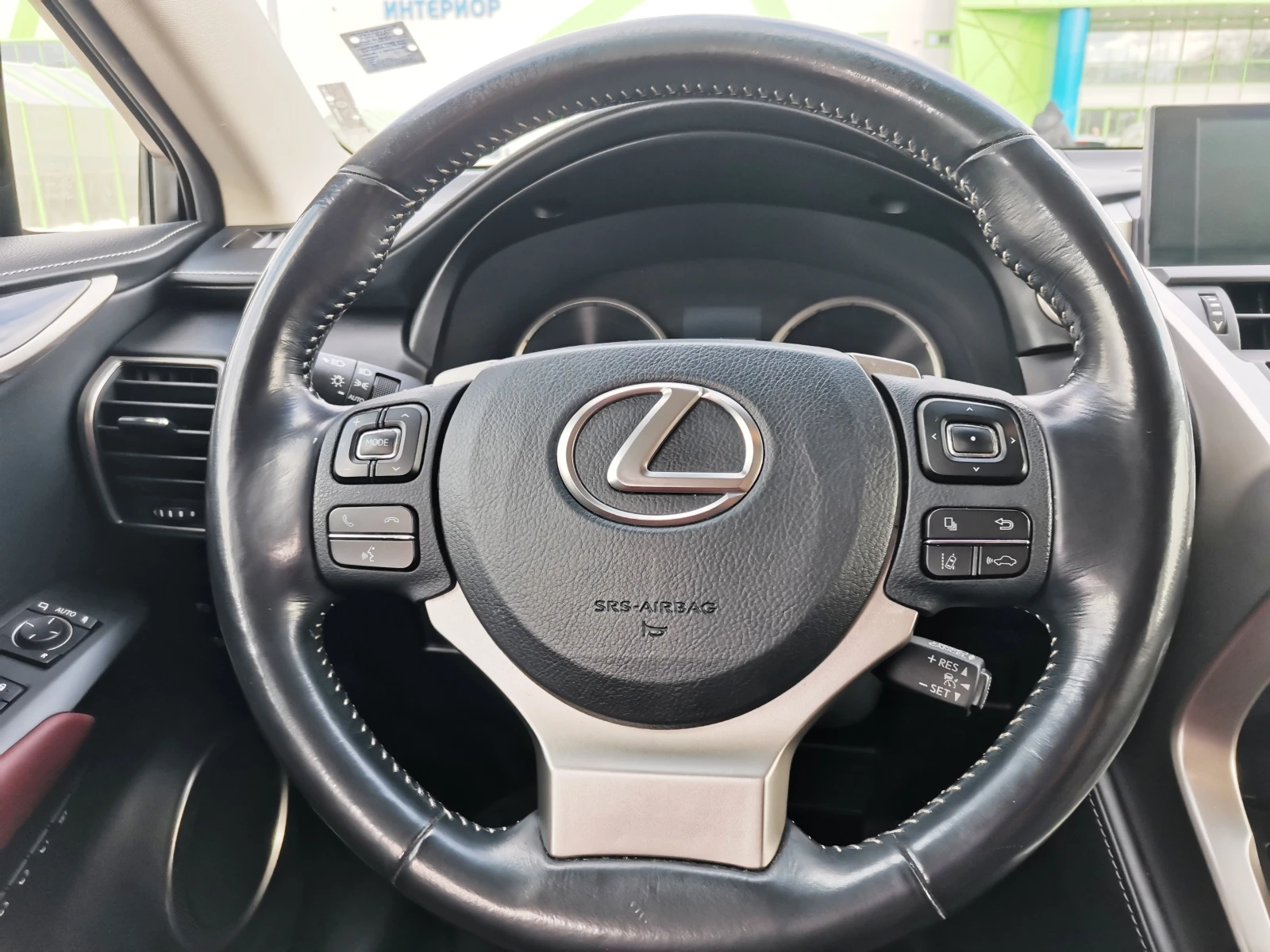Lexus NX 300h LUXURY HYBRID/LPG - изображение 7